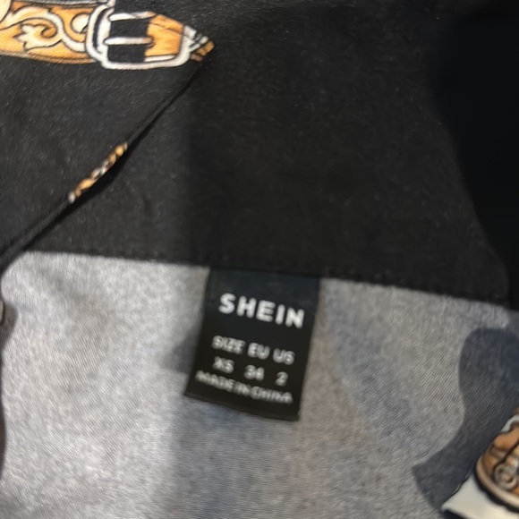 Shein top size XS. - Picture 3 of 5